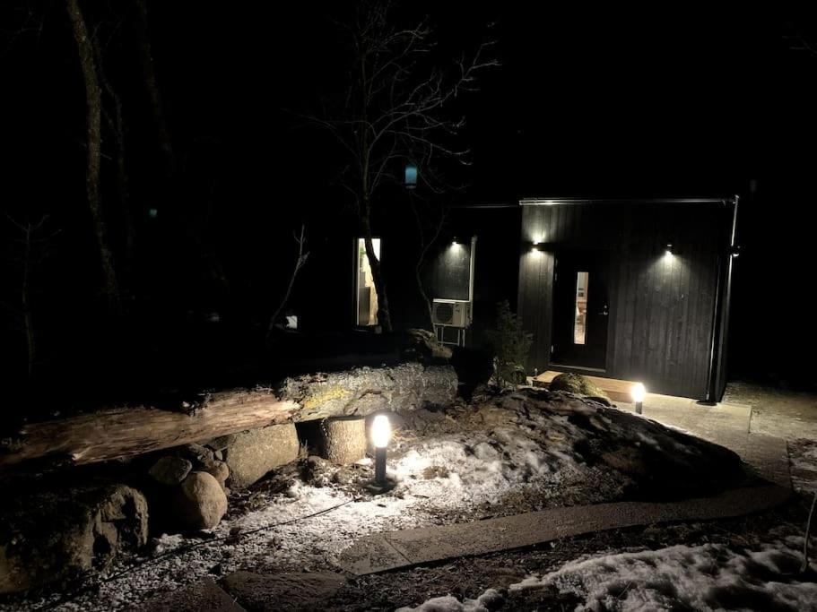 Small Cozy 3-Room House With Terrace & Large Garden Ilmandu Екстер'єр фото