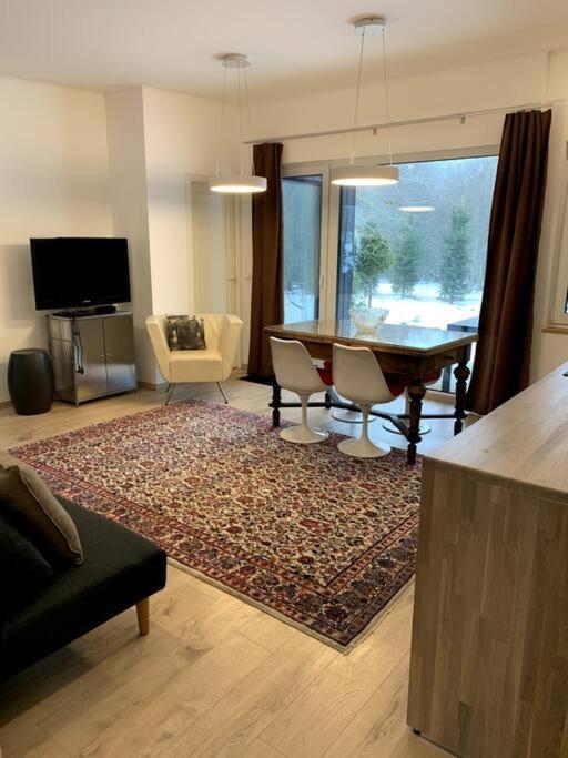 Small Cozy 3-Room House With Terrace & Large Garden Ilmandu Екстер'єр фото